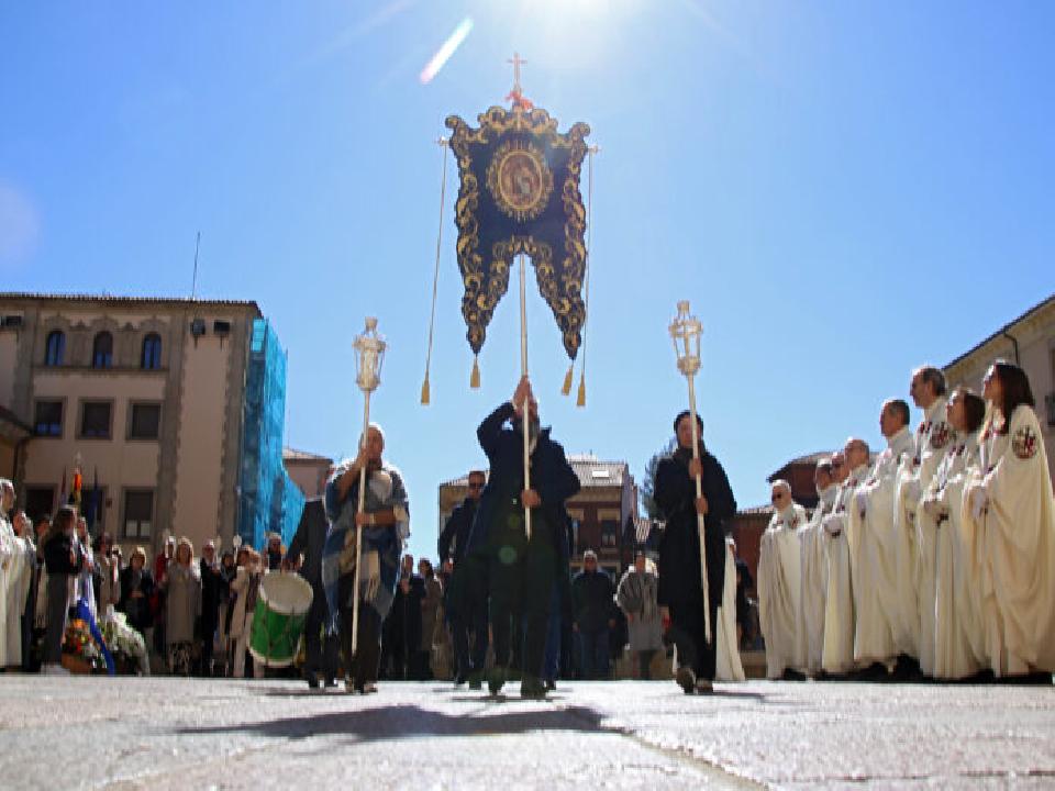 Procesión de la Hermandad de Romeros de San Isidoro del Campo de Santiponce de Sevilla en León