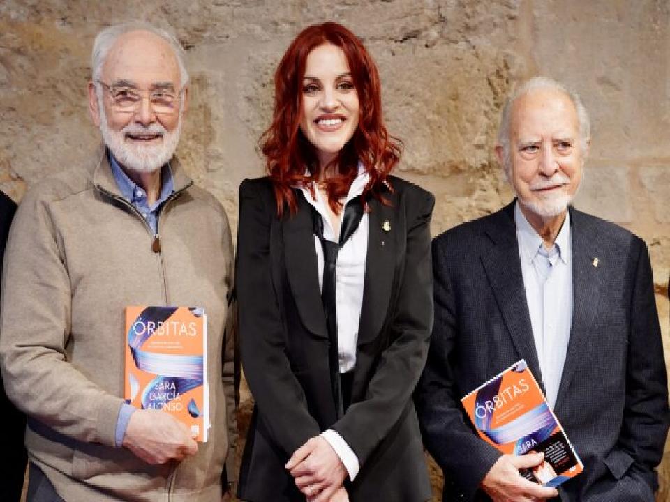 Sara García presenta en León su libro ‘Órbitas: Apuntes de una vida en continua exploración’