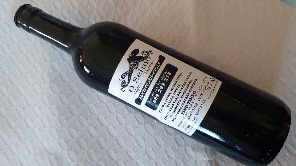 Vino tinto de la casa