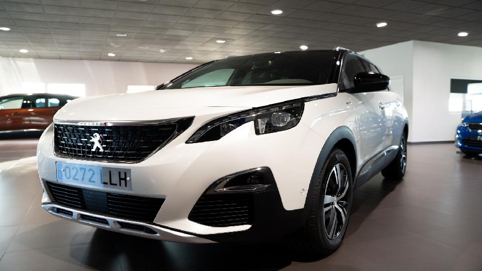 Peugeot 5008 Gt line 0272 LLH